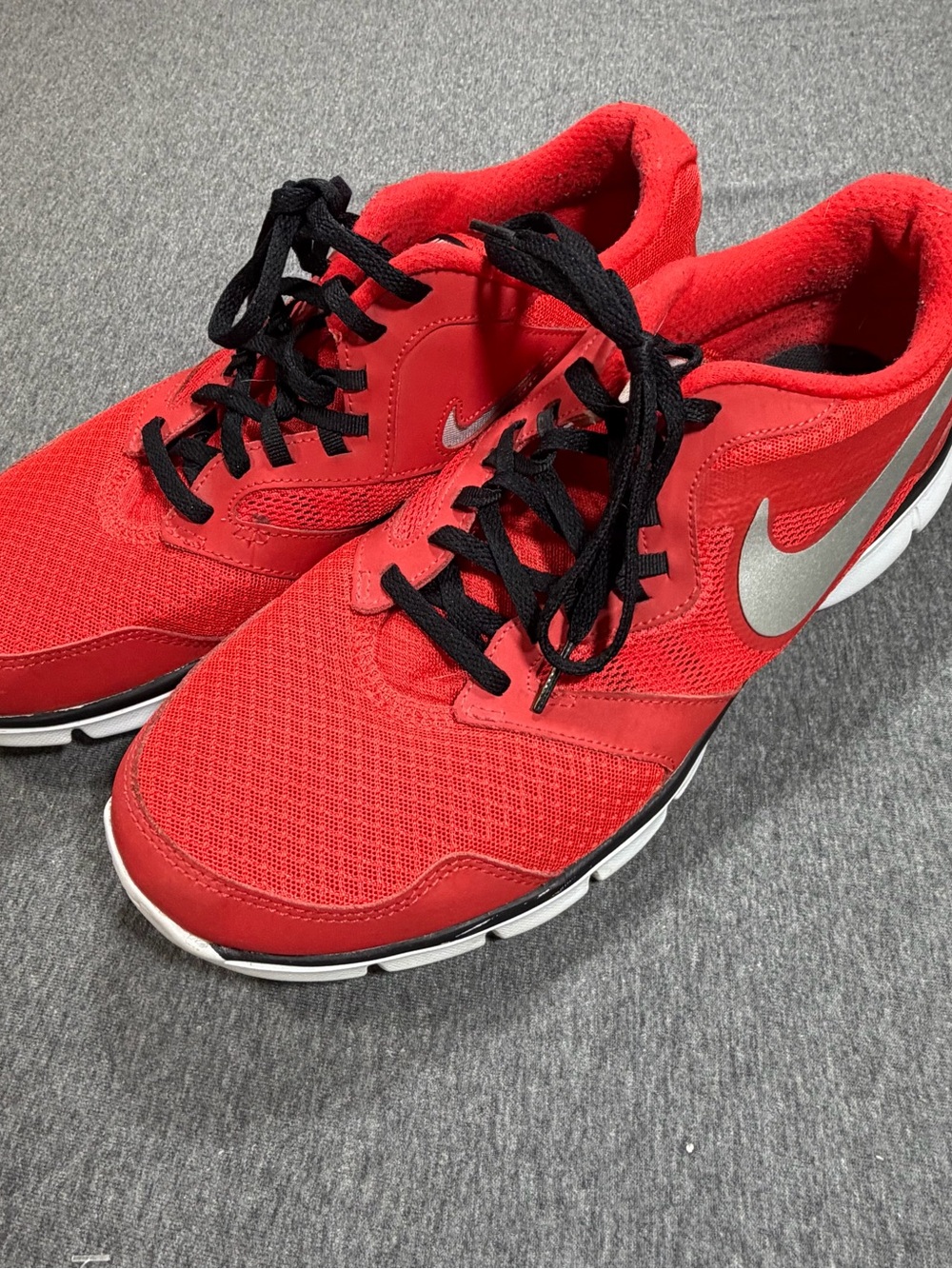 Nike Men’s Flex Experience Run 3 Red Running Shoes Red Black Size 13 652846-600